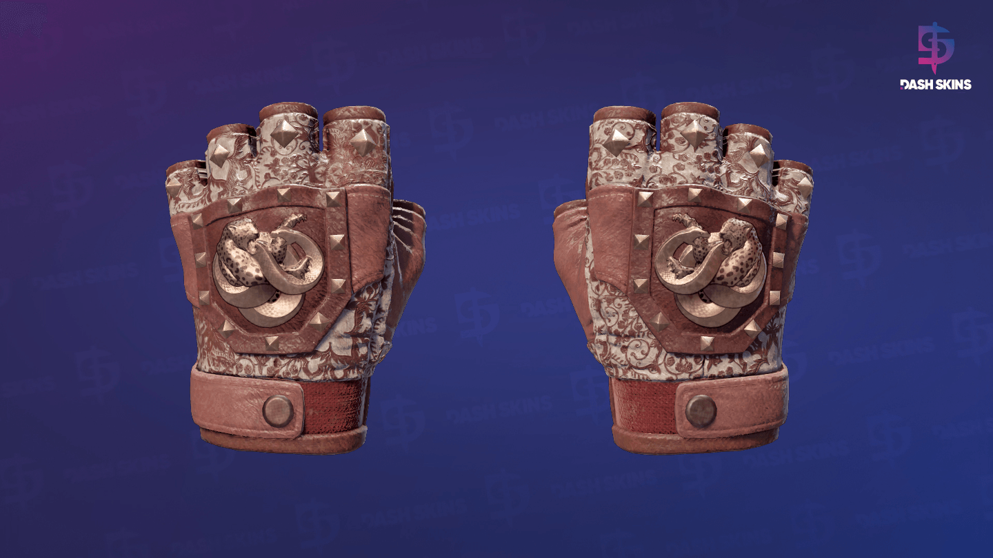★ Broken Fang Gloves | Needle Point (Minimal Wear) Screenshot Playside
