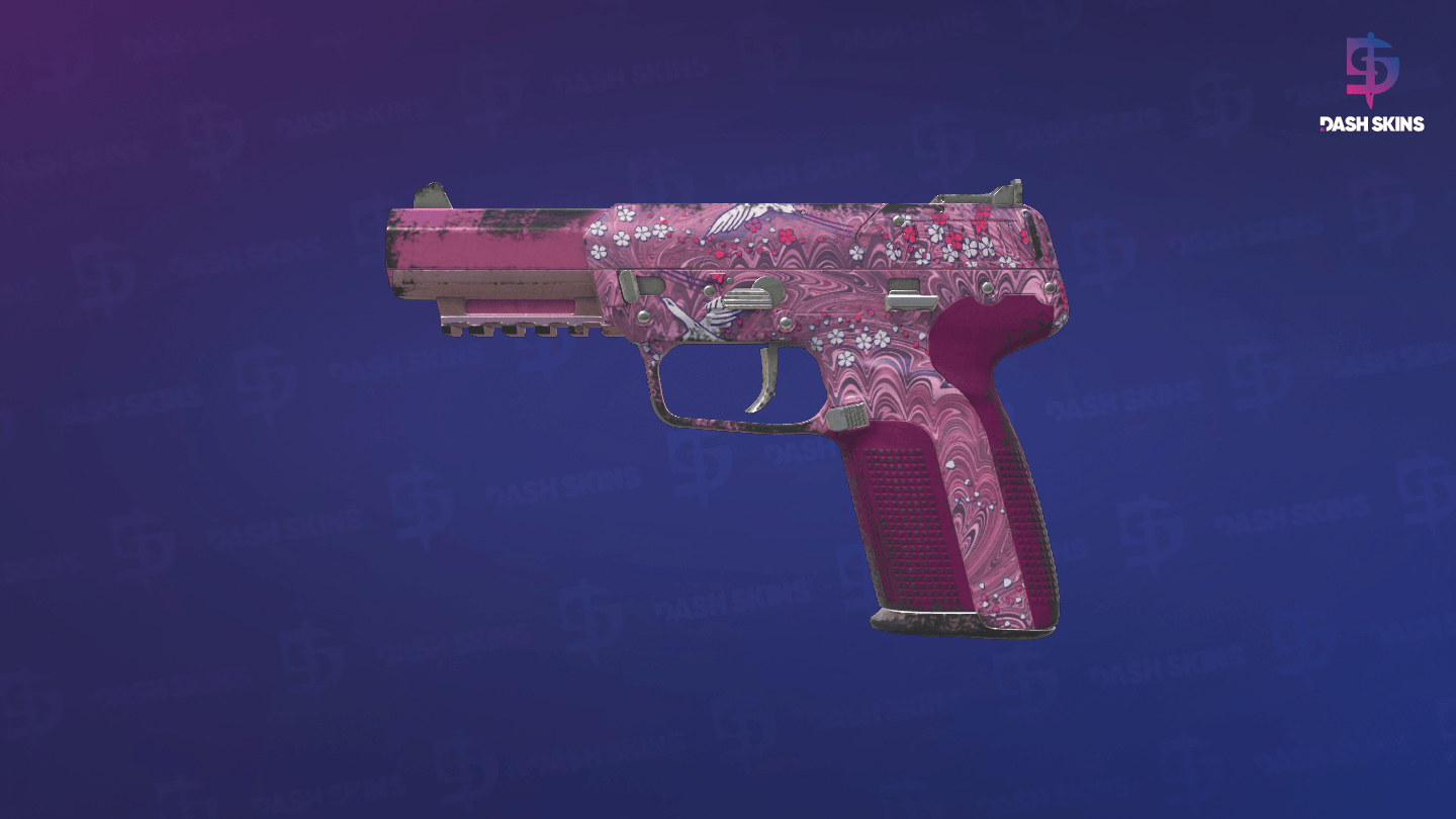 Five-SeveN | Fraise Crane (Field-Tested) Screenshot Playside