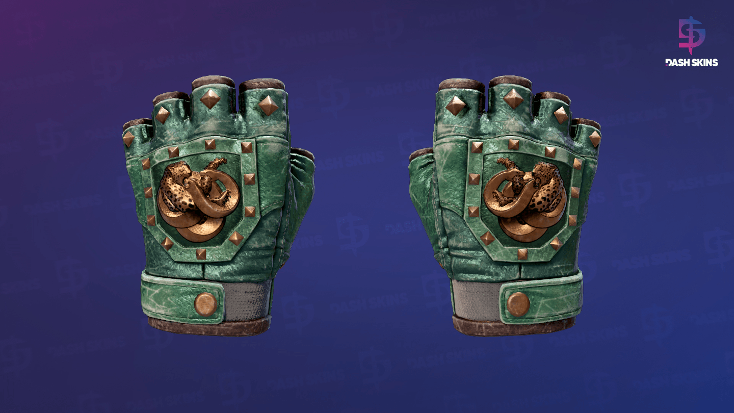 ★ Broken Fang Gloves | Jade (Battle-Scarred) Screenshot Playside