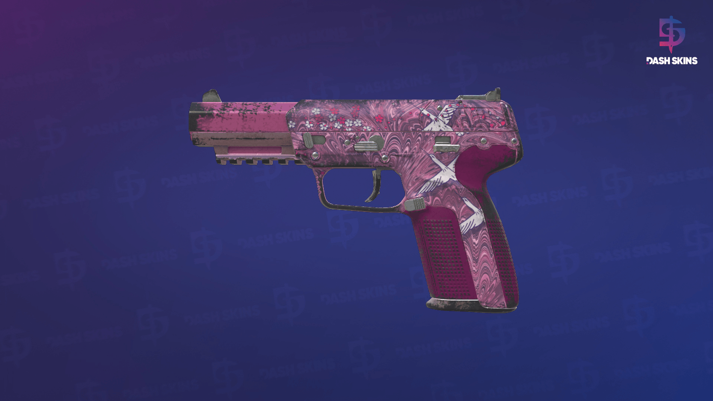 Five-SeveN | Fraise Crane (Field-Tested) Screenshot Playside