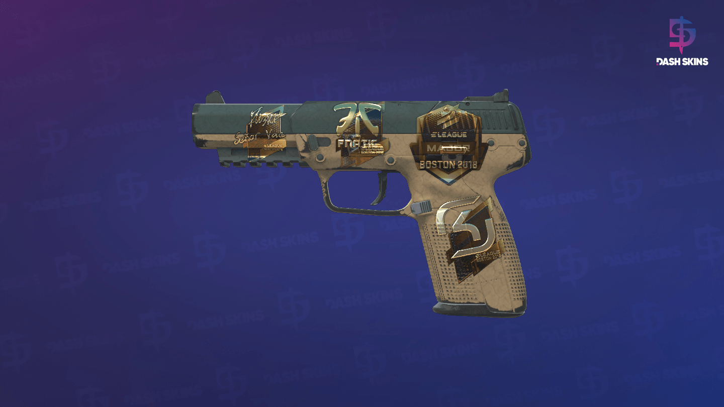 Souvenir Five-SeveN | Contractor (Well-Worn) Screenshot Playside