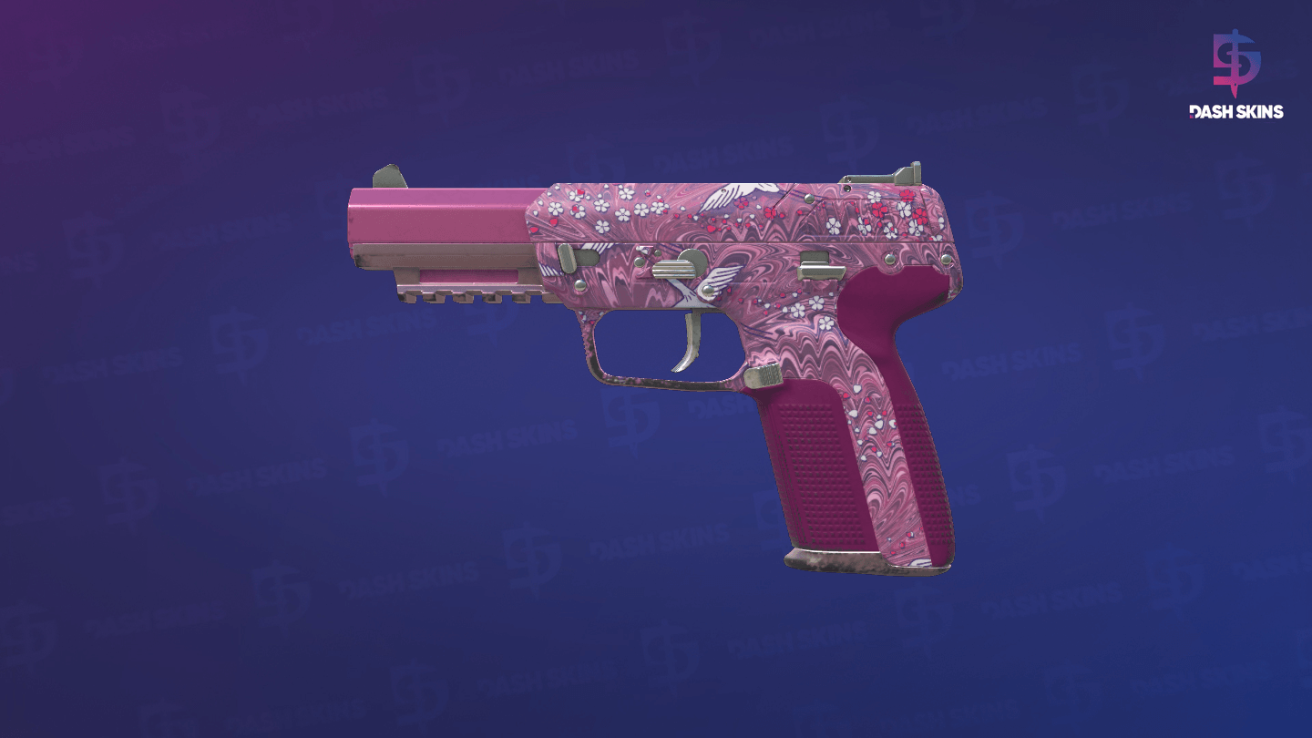 Five-SeveN | Fraise Crane (Minimal Wear) Screenshot Playside
