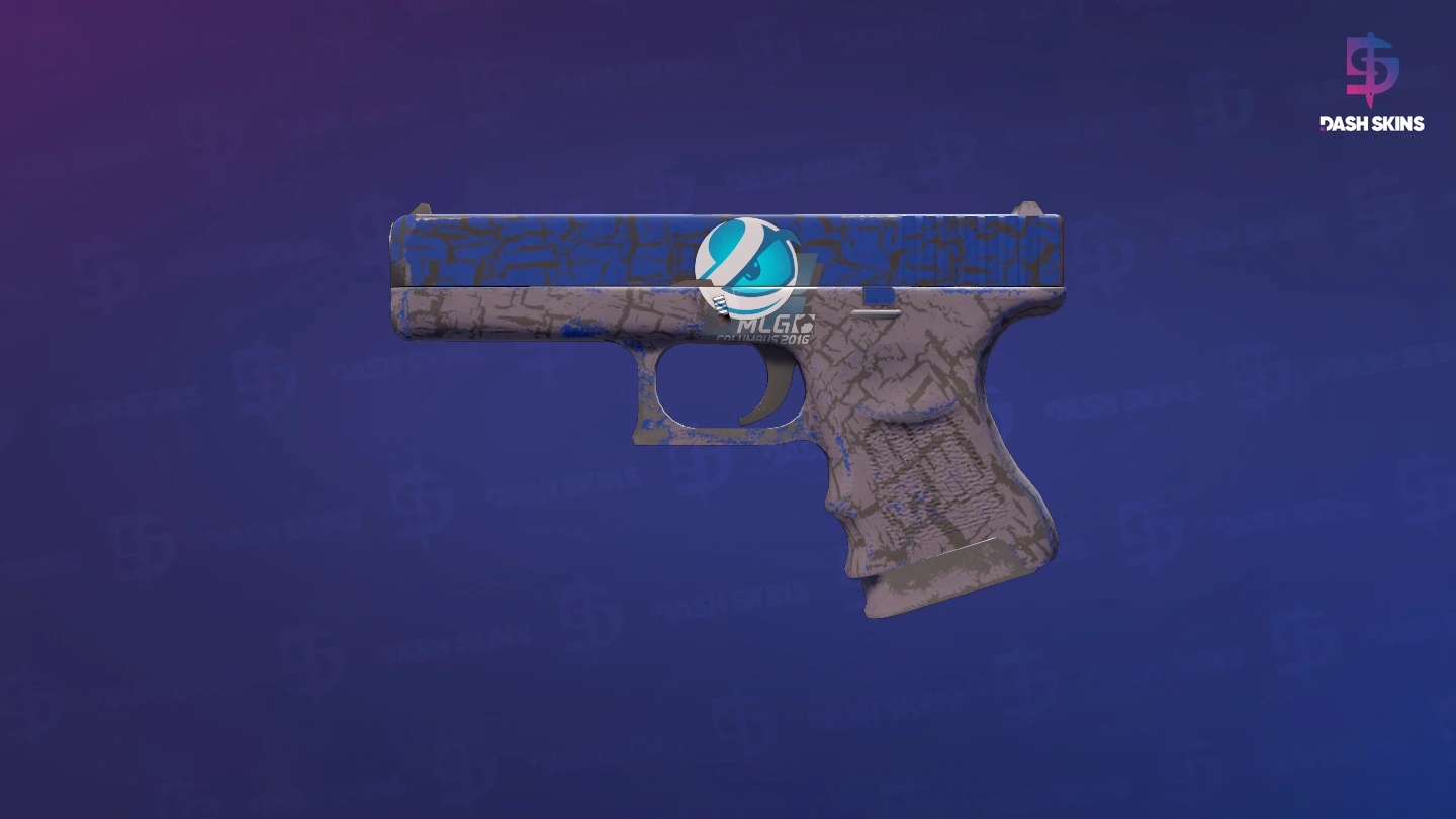 Glock-18 | Blue Fissure (Field-Tested) Screenshot Playside