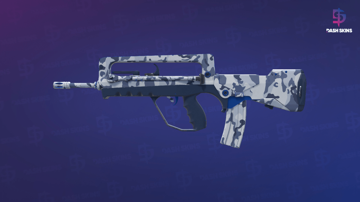 FAMAS | Yeti Camo (Minimal Wear) Screenshot Playside