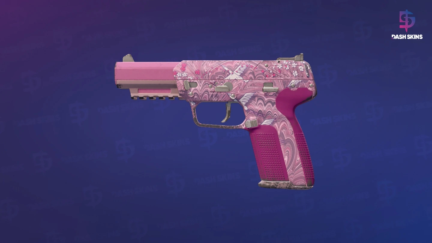 Five-SeveN | Fraise Crane (Minimal Wear) Screenshot Playside