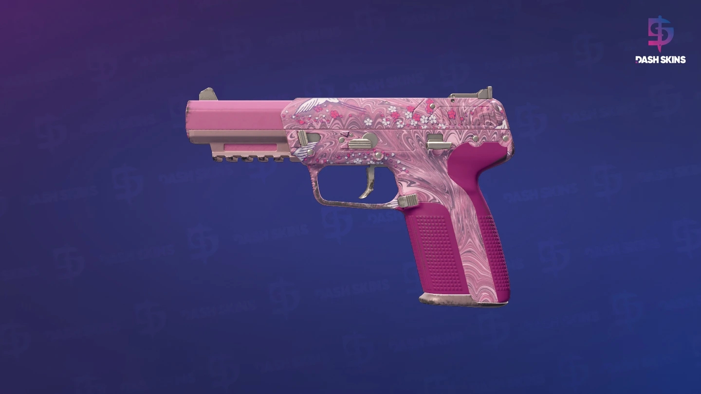 Five-SeveN | Fraise Crane (Minimal Wear) Screenshot Playside