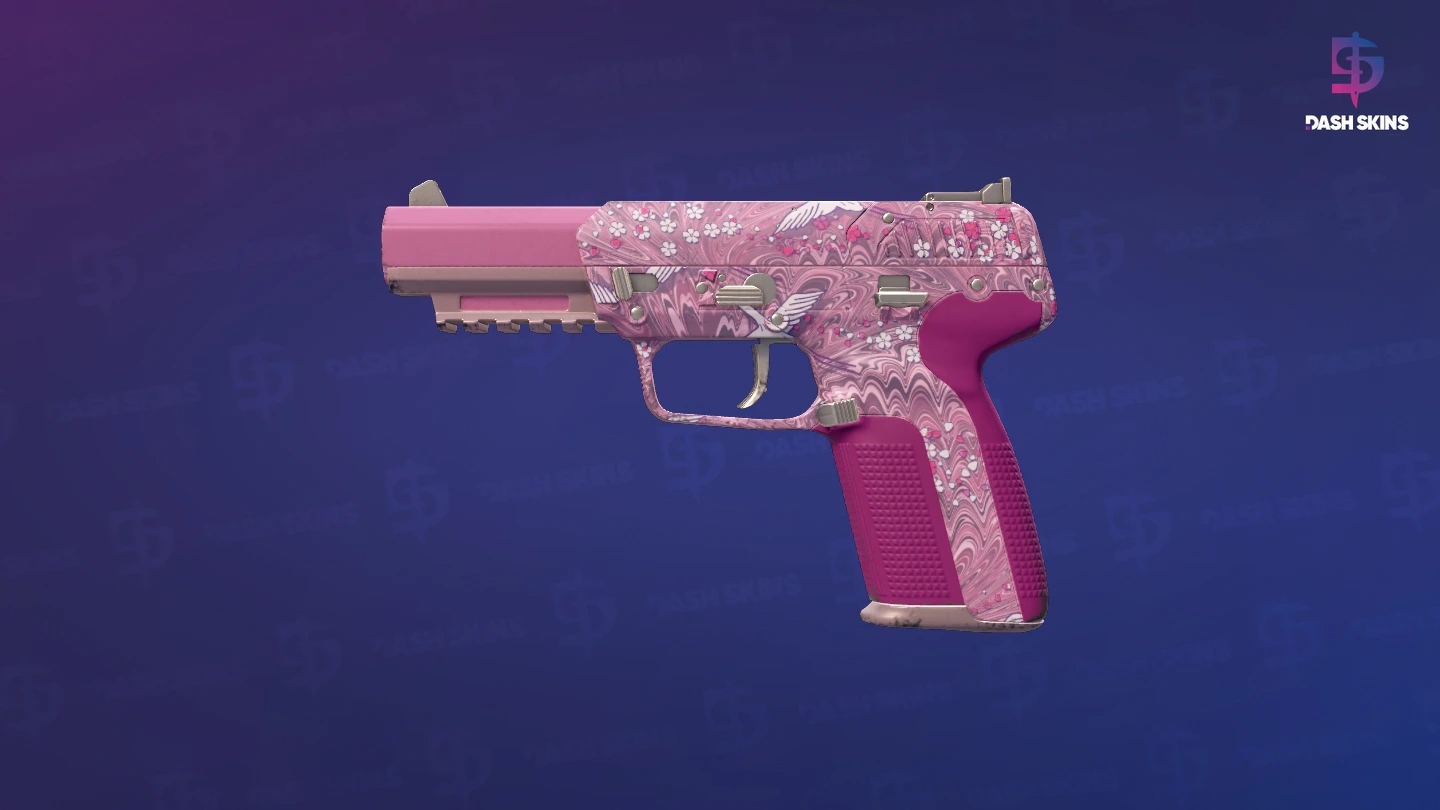 Five-SeveN | Fraise Crane (Minimal Wear) Screenshot Playside