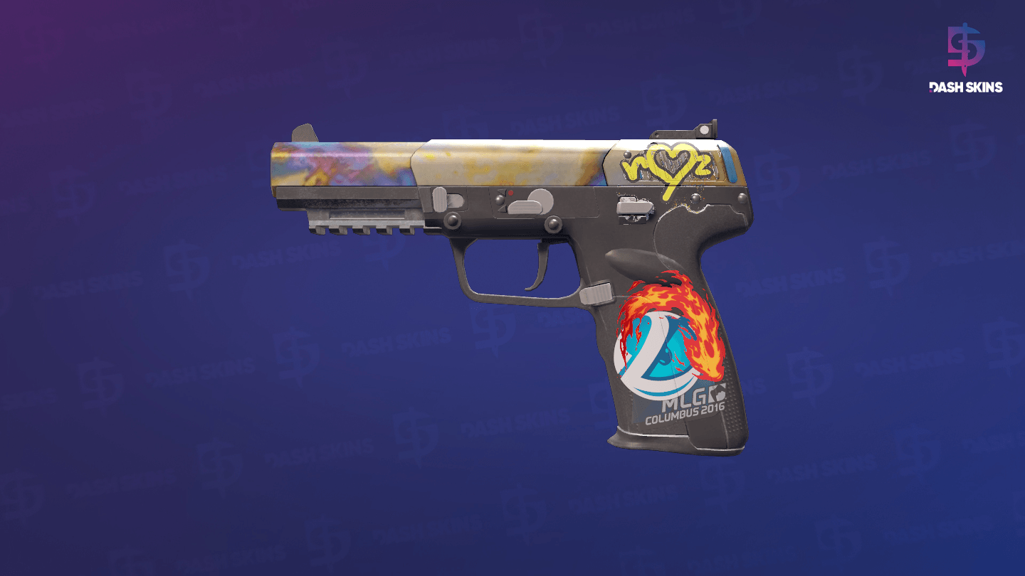 Five-SeveN | Case Hardened (Field-Tested) Screenshot Playside